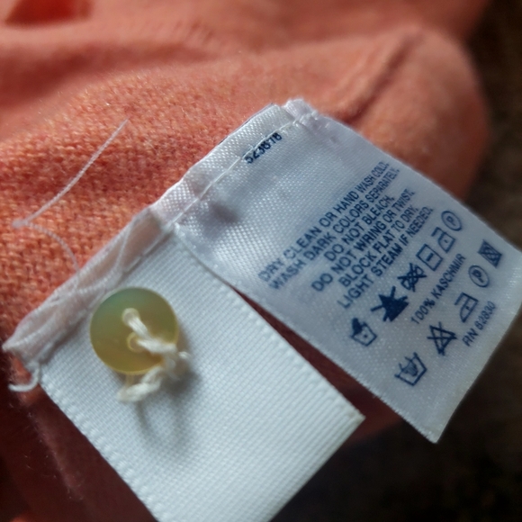 Lands' End peachy orange cashmere collar sweater size Medium - Picture 6 of 7